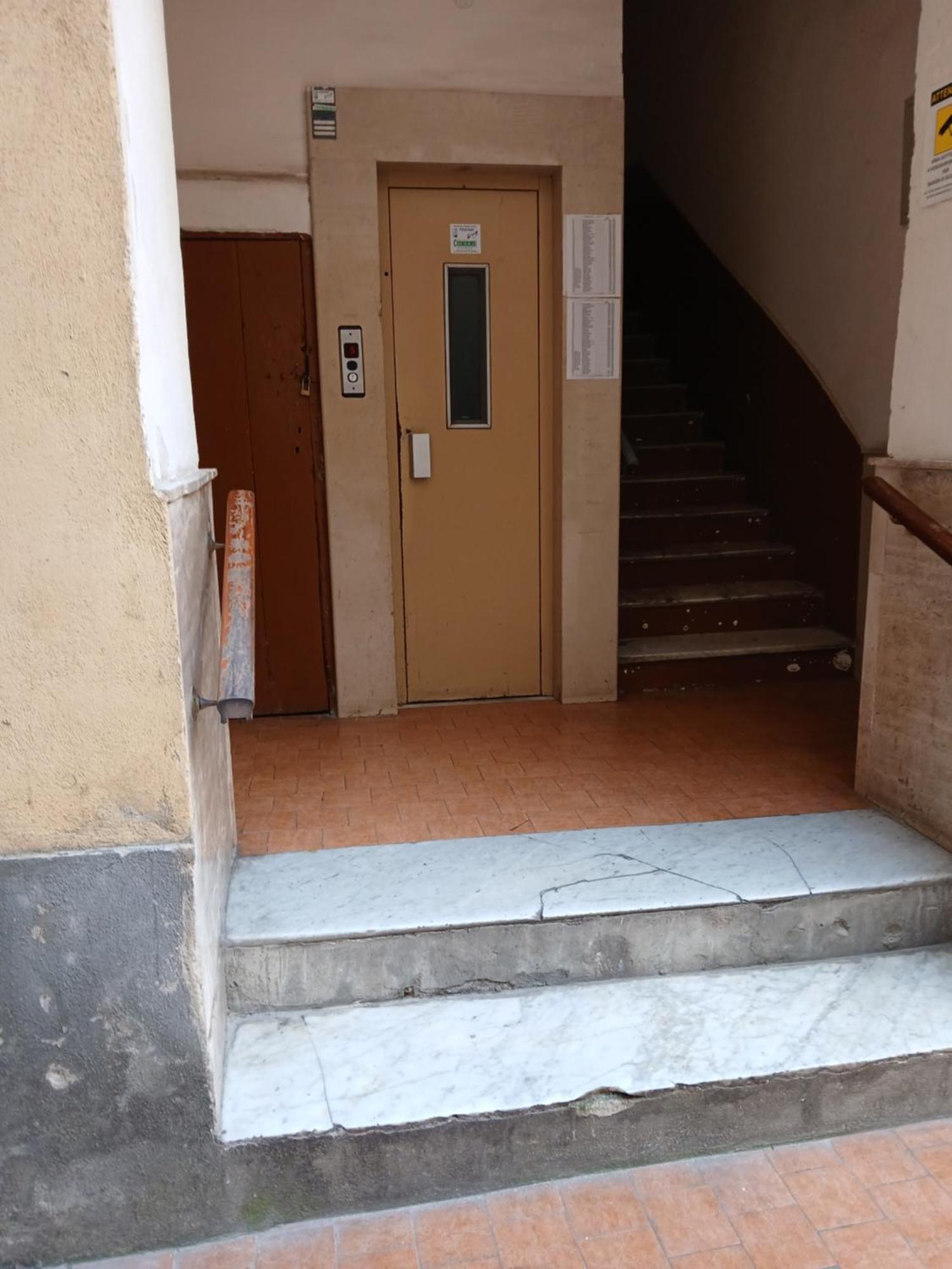 Tiny 37 * Napoli